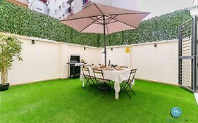Bajo Urbano Boutique En Carlos Haya Con Terraza Y Parking