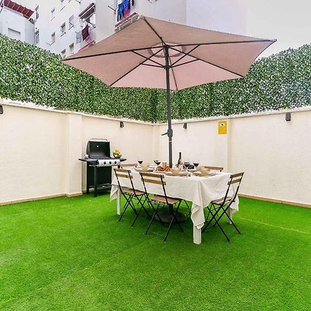 Bajo Urbano Boutique En Carlos Haya Con Terraza Y Parking Málaga Exterior foto
