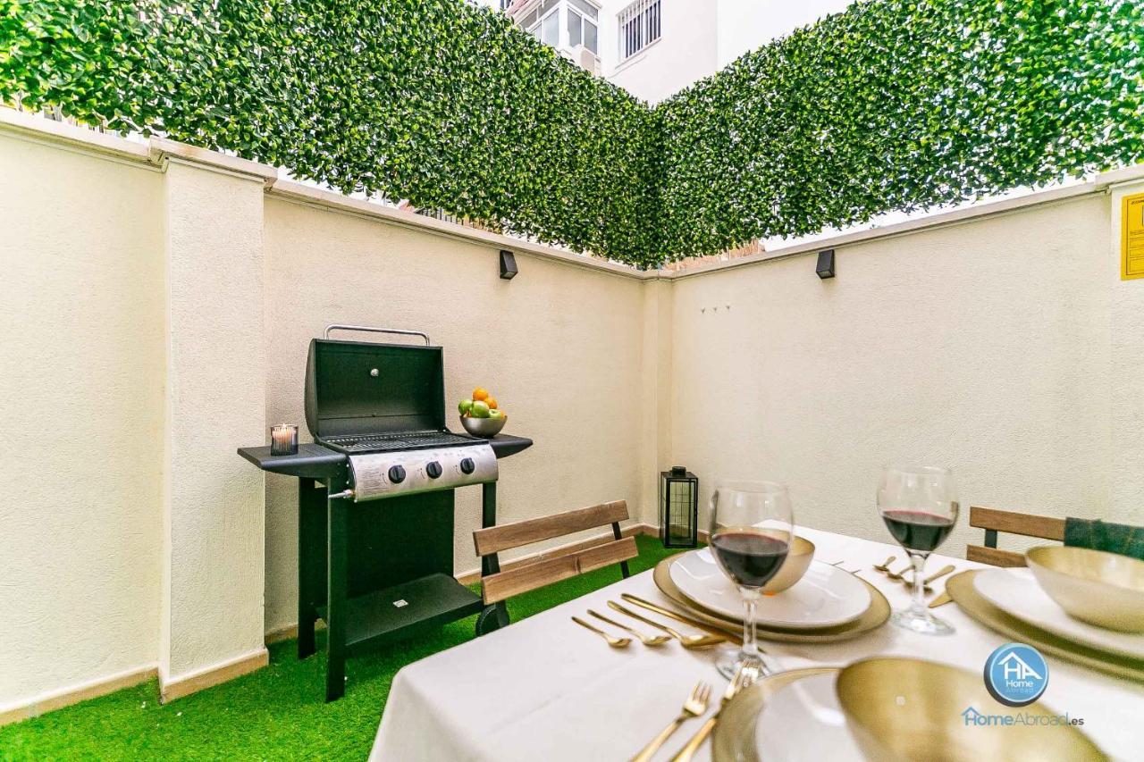 Bajo Urbano Boutique En Carlos Haya Con Terraza Y Parking Málaga Exterior foto