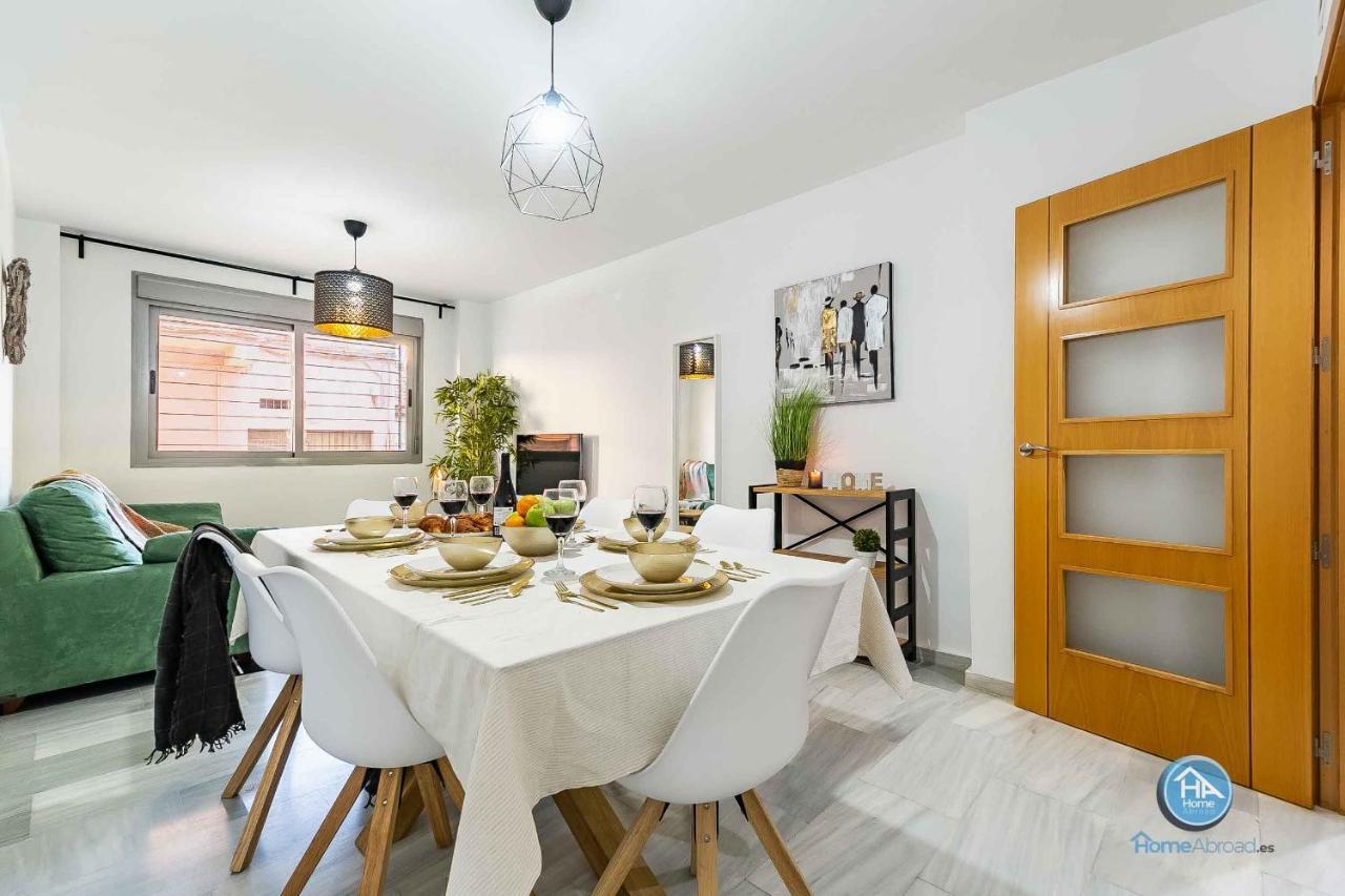 Bajo Urbano Boutique En Carlos Haya Con Terraza Y Parking Málaga Exterior foto